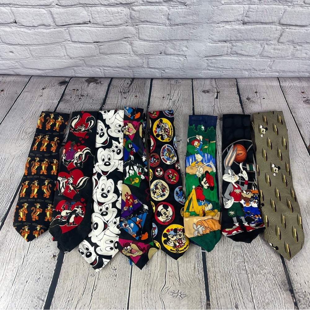 Vintage Looney Tunes Disney Pooh Lot Of 8 Men's  Neck Ties USA‎ Buggs Goofy